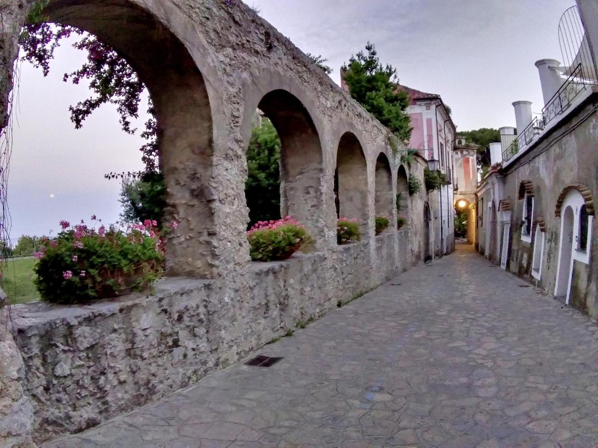 Casa Vacanze O'Mulin Ravello Via Fiume 2 Incrocio Pontone Bagian luar foto