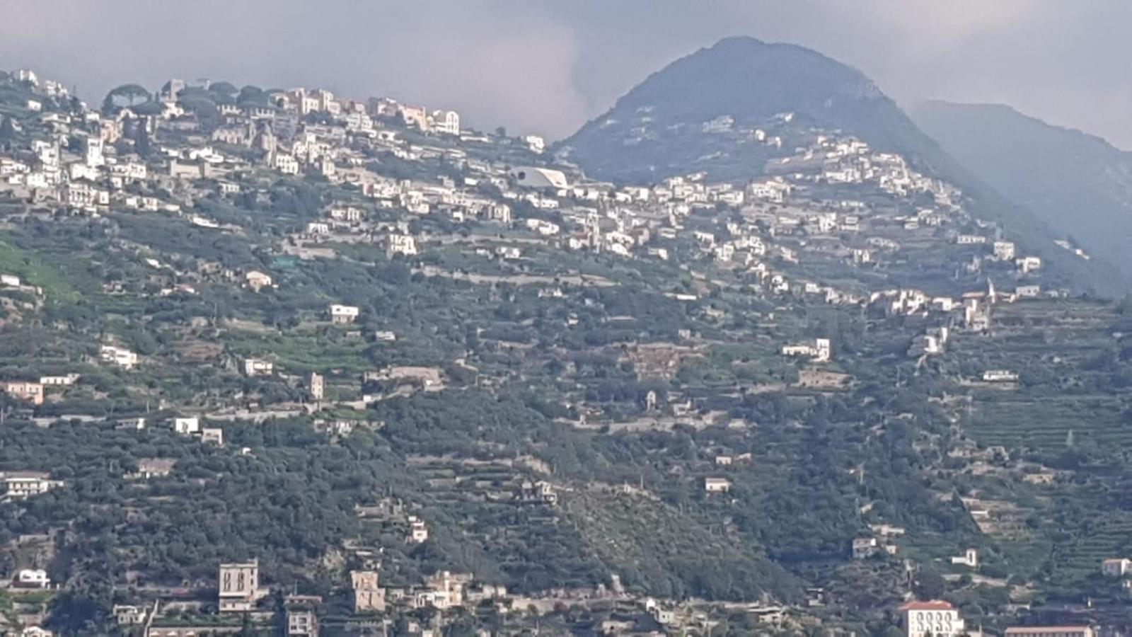 Casa Vacanze O'Mulin Ravello Via Fiume 2 Incrocio Pontone Bagian luar foto